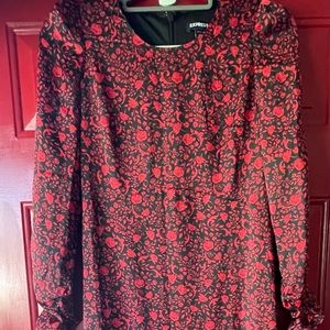 NWT Express Black & Red Floral Long Sleeve Dress Floral Ruched Sleeve Midi XL